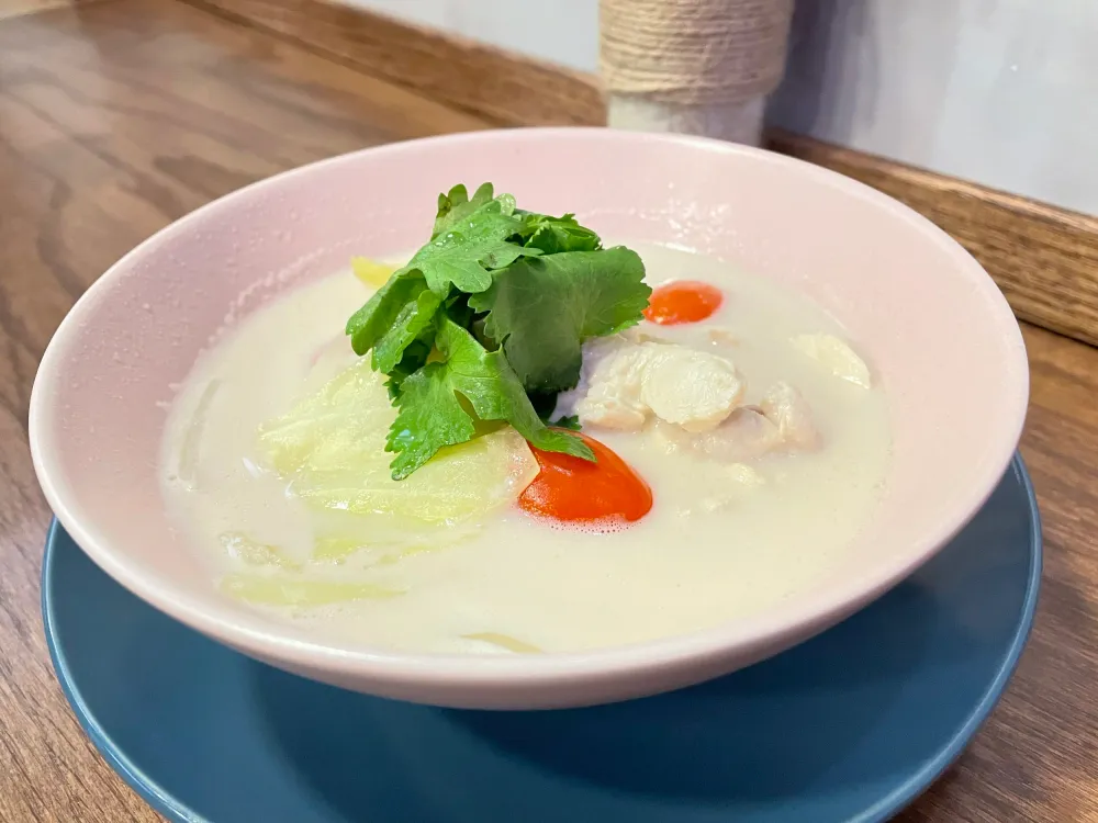 CLASSIC THAI COCONUT SOUP