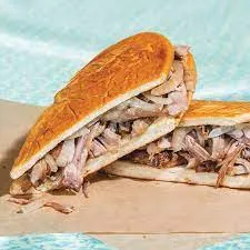 Pan con Lechon